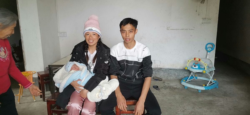 ���������ܼ��װ�������������Ա��Я�ֹ��� (8)