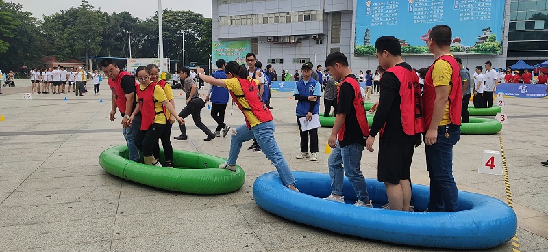 �Ϻ����ҵļ����ǣ�ʯ����ڰ˽�����ְ��Ȥζ�������jnh���塰���Ƚ���